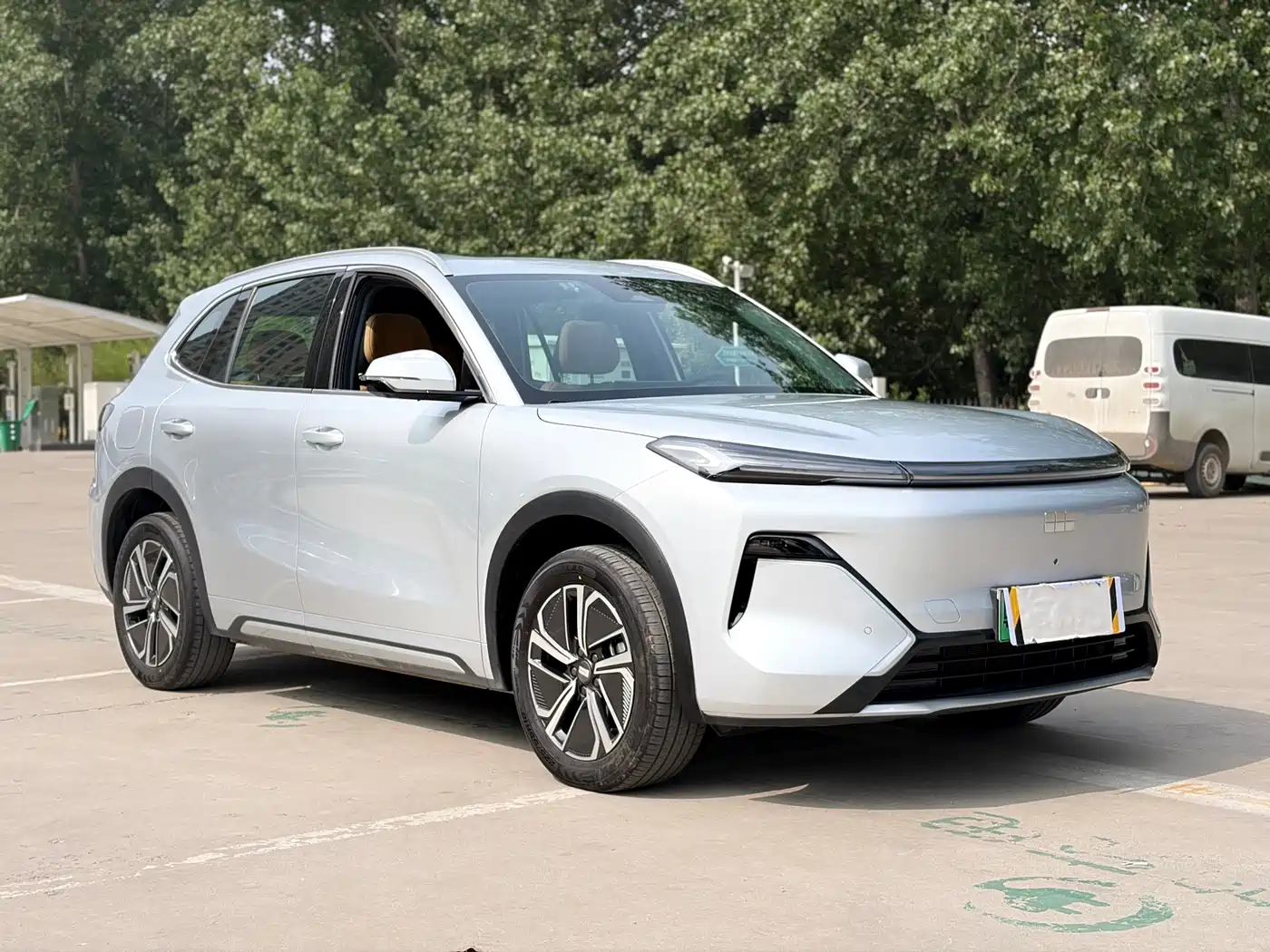 Geely Galaxy Galaxy Starship 7 EM-i 2025 Model 120km Explorer+ Edition фото 3