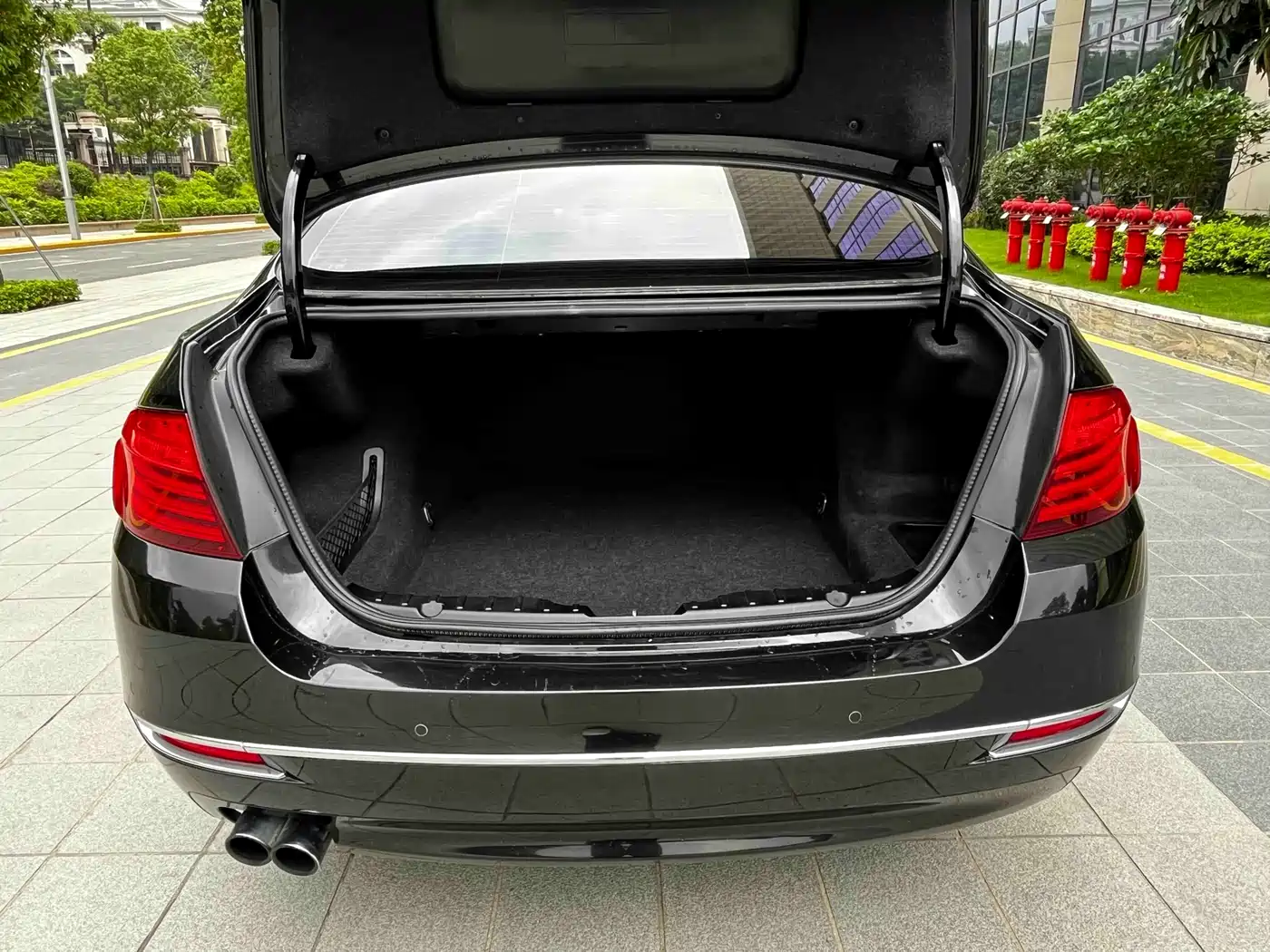 BMW 5 Series 2014 525Li Luxury Design Package фото 20