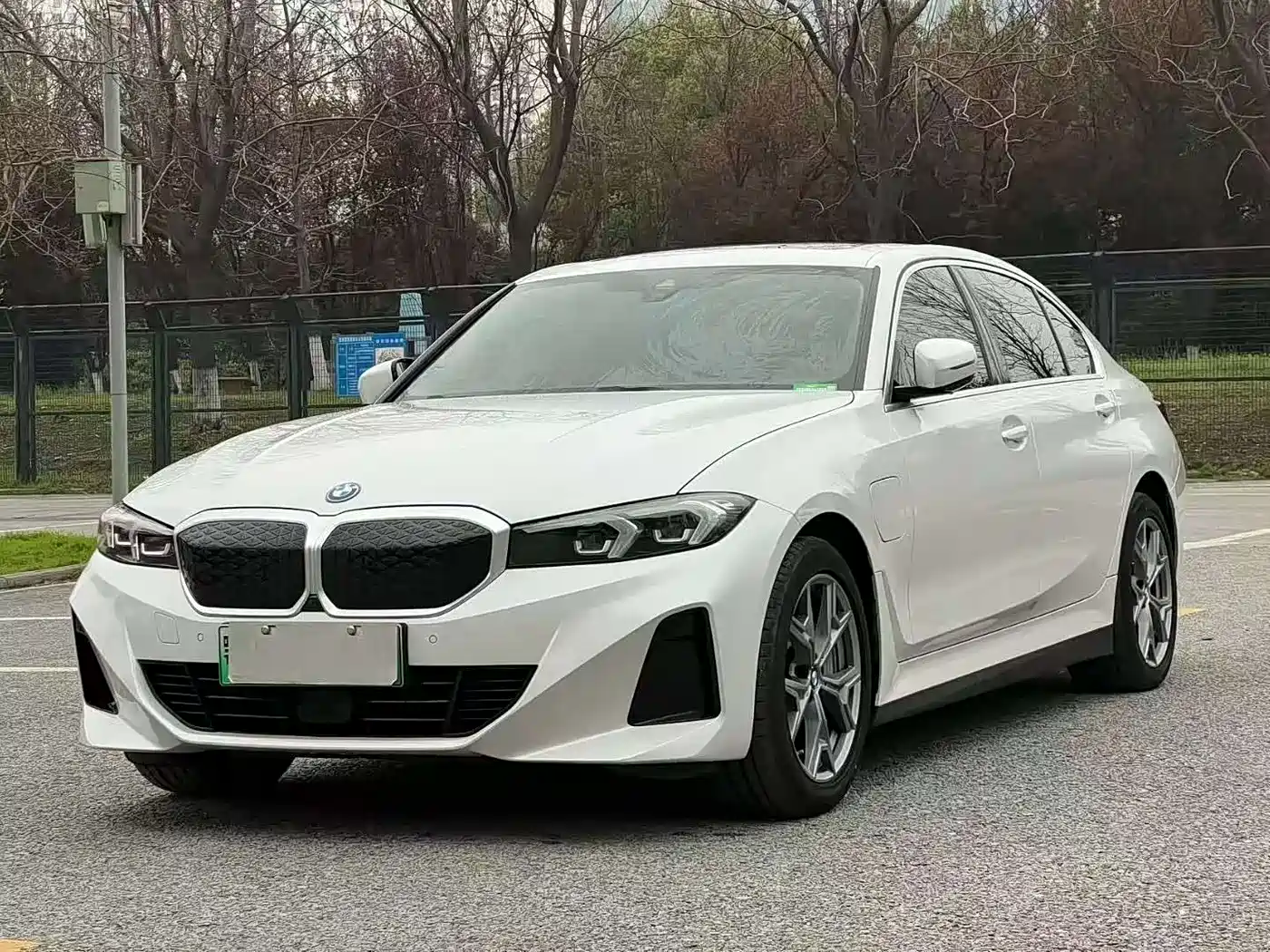 BMW i3 2025 eDrive 35 L