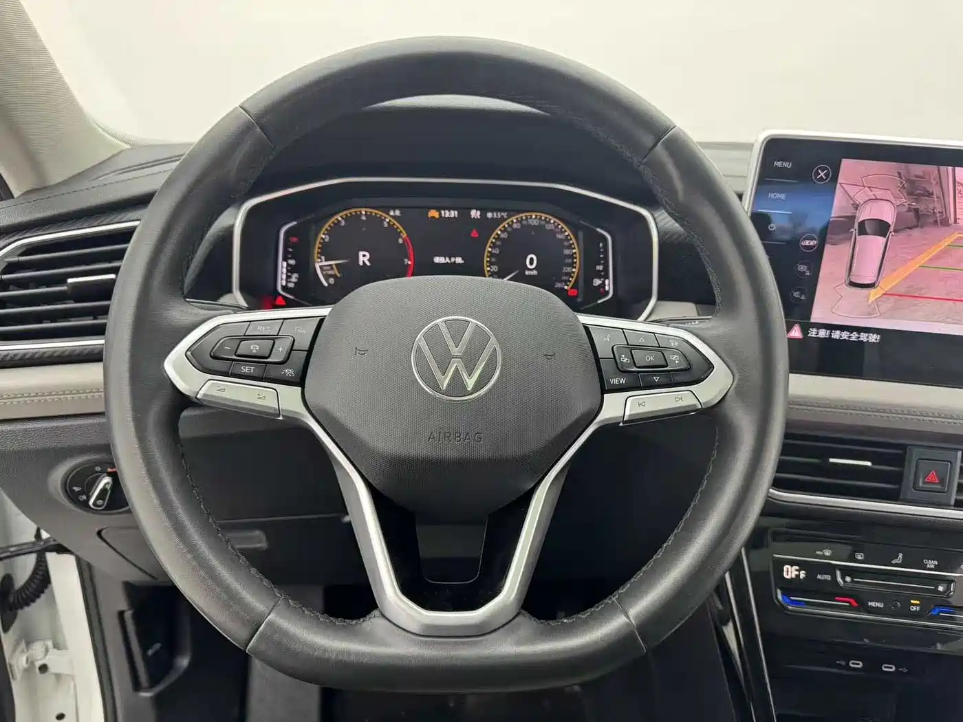 Volkswagen Tayron 2023 280TSI 2WD Luxury Plus Advanced Edition фото 15