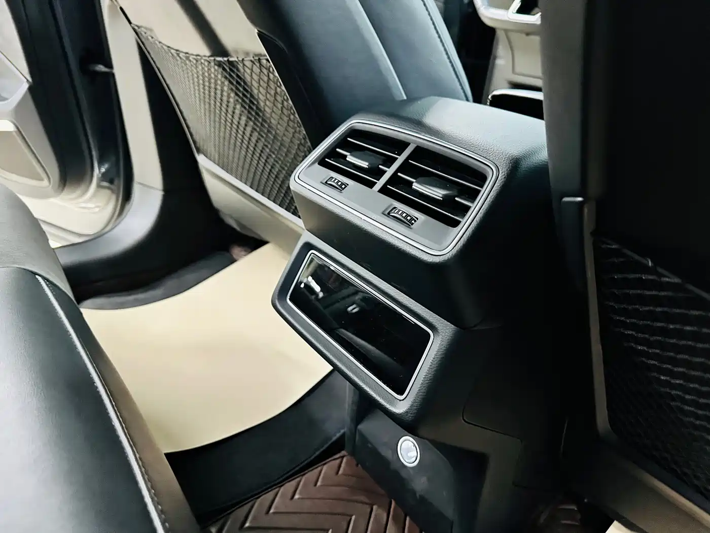 Audi e-tron 2023 2021 50 quattro Exclusive Selection