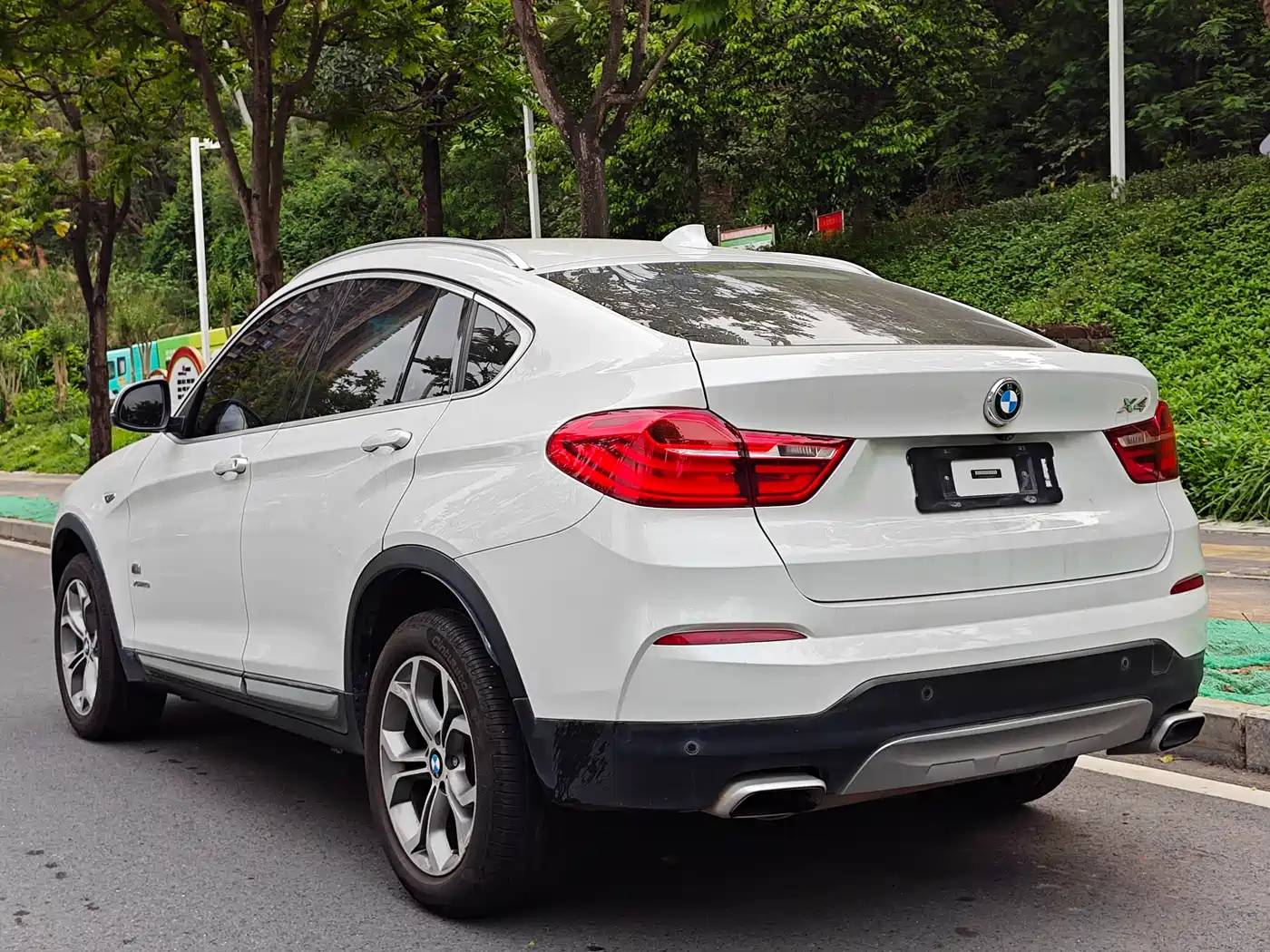BMW X4 2014 xDrive20i X Design Package фото 15