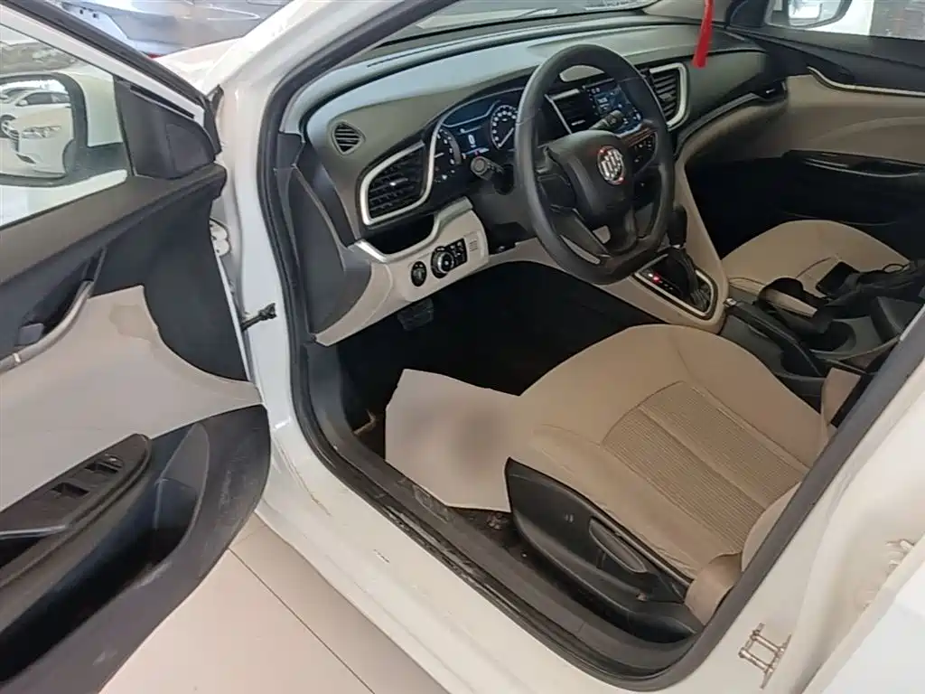 Buick Excelle 2015 15N Automatic Elite фото 16