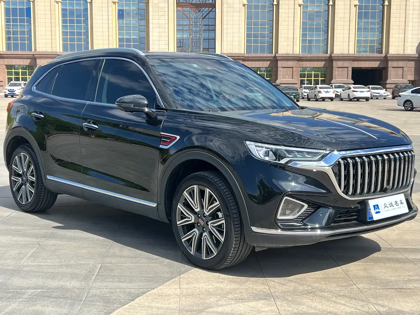 Hongqi HS5 2022 2.0T Smart Connect Premium Edition фото 3