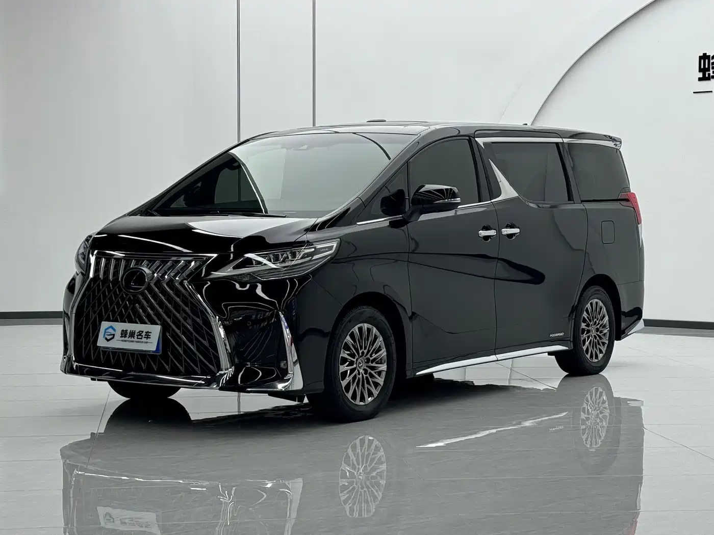 Lexus LM 2020 300h 4-Seat Imperial Edition