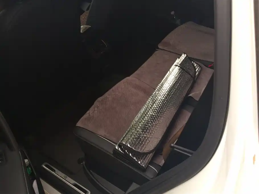Volkswagen Tiguan L 2023 Facelift 330TSI Auto FWD R-Line Premium фото 11