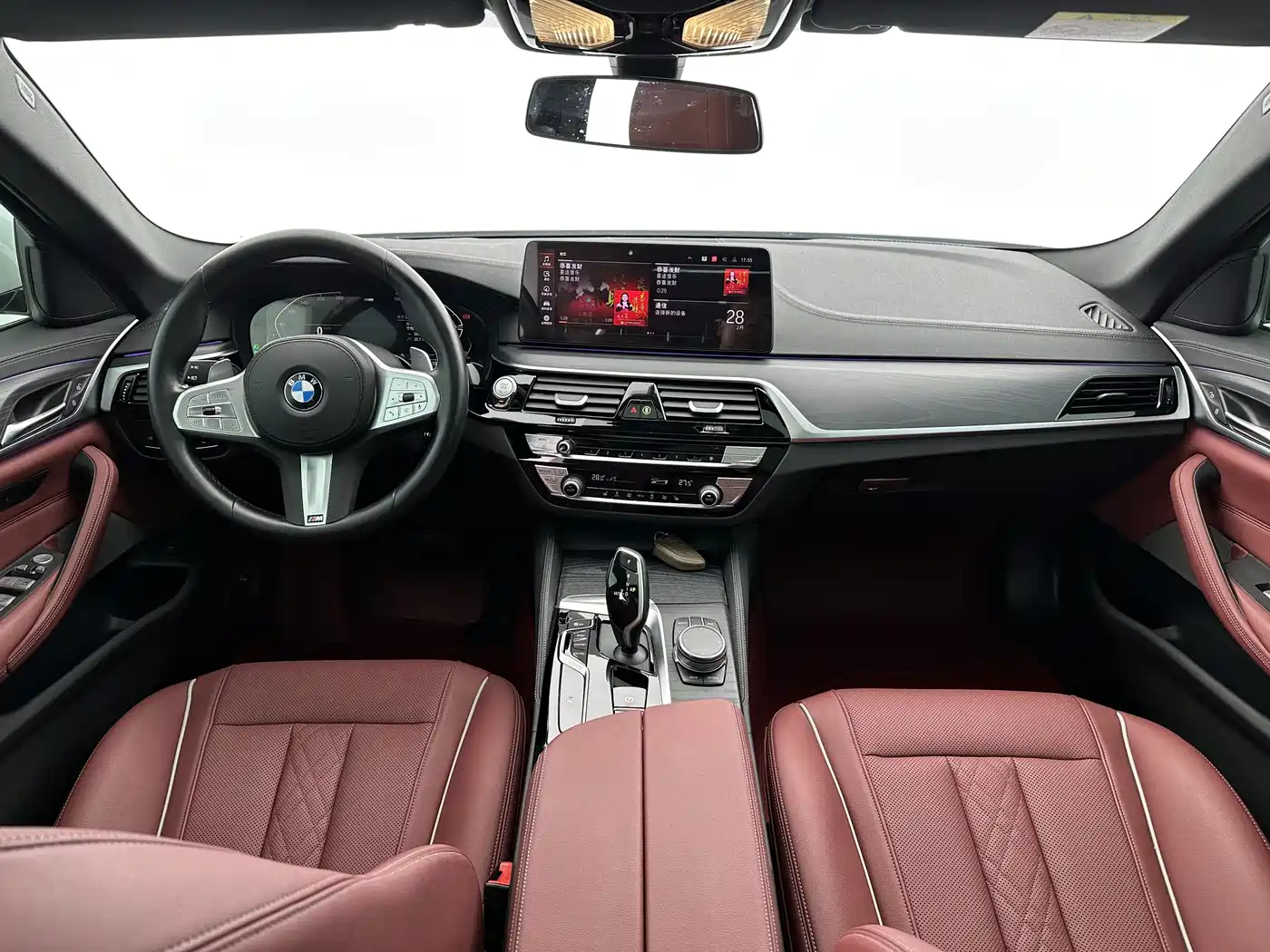 BMW 5 Series 2023 530Li Leading M Sport Package фото 9
