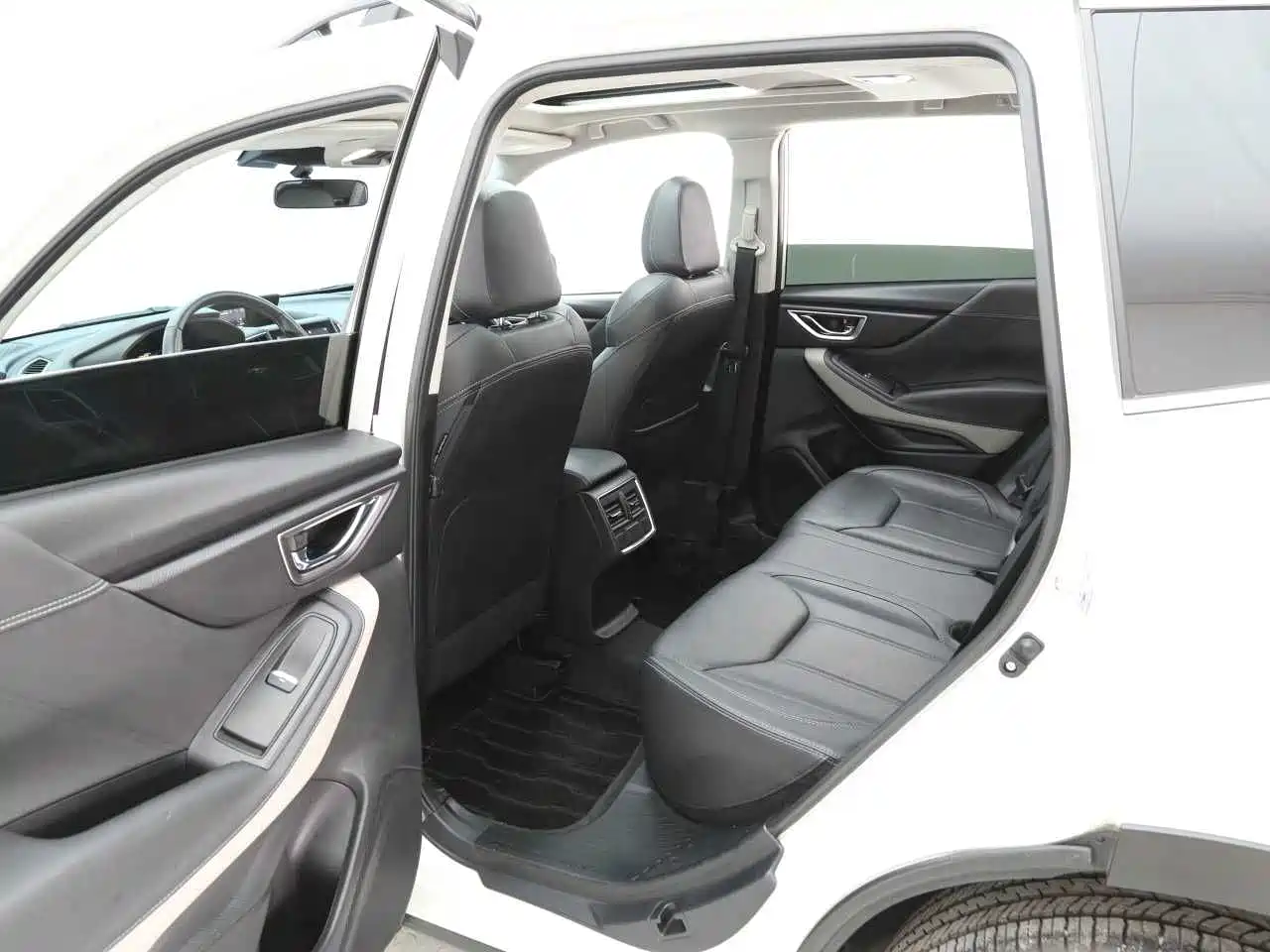 Subaru Forester 2022 2.0i AWD Luxury Edition with EyeSight фото 13