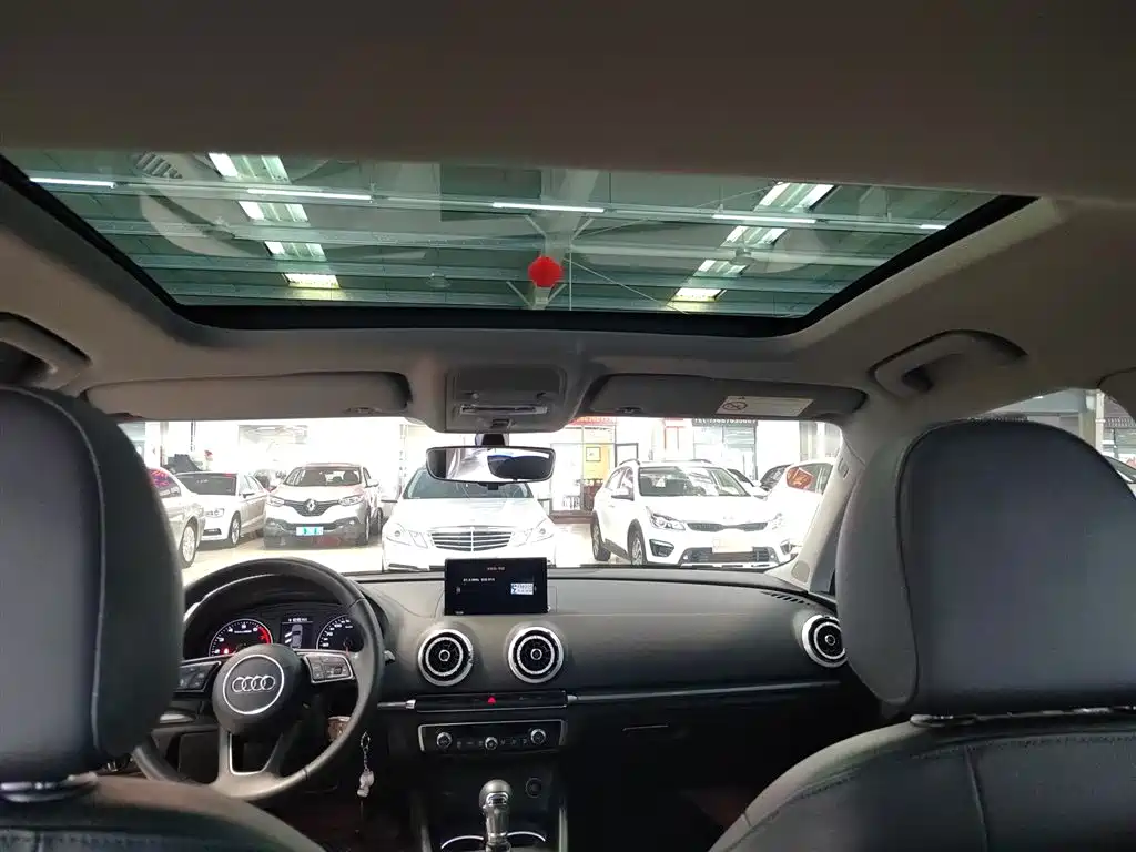 Audi A3 2017 Sportback 40 TFSI Style фото 18