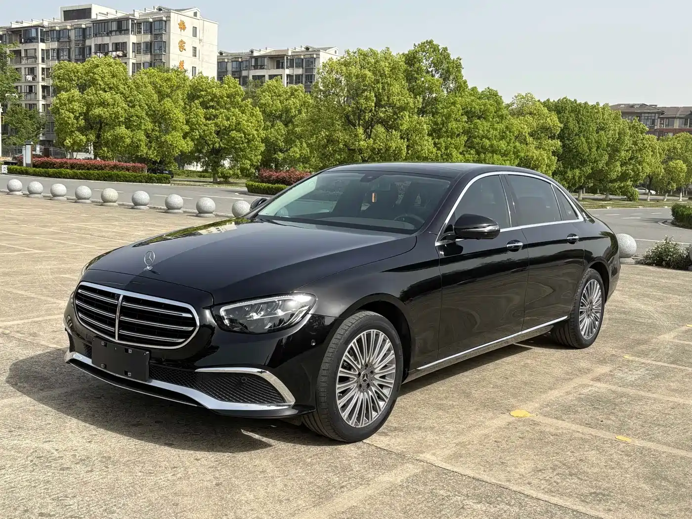 Mercedes-Benz E-Class 2022 E 300 L Luxury