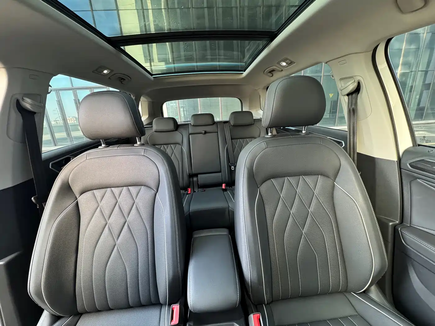 Volkswagen Tiguan L 2022 330TSI Automatic 2WD Smart Edition фото 18
