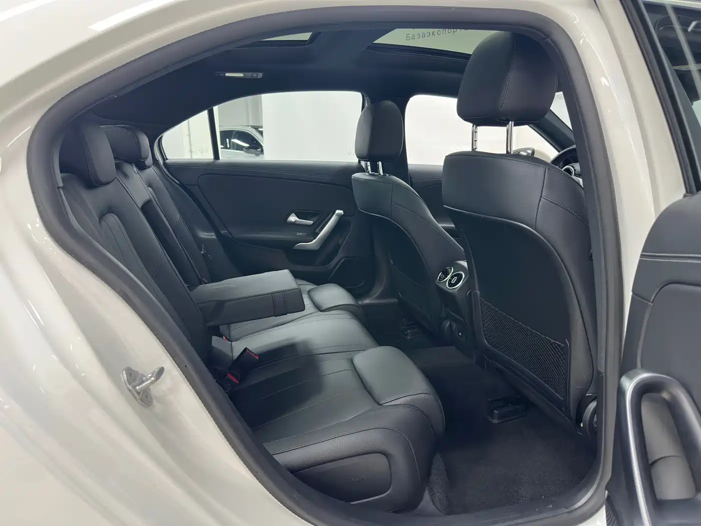 Mercedes-Benz A-Class 2023 A 180 L фото 13