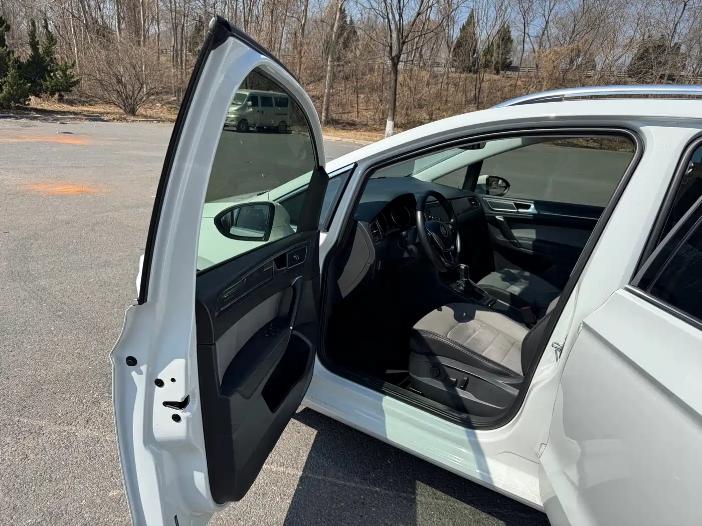 Volkswagen Golf Sportsvan 2019 280TSI Automatic Voyager China V фото 11