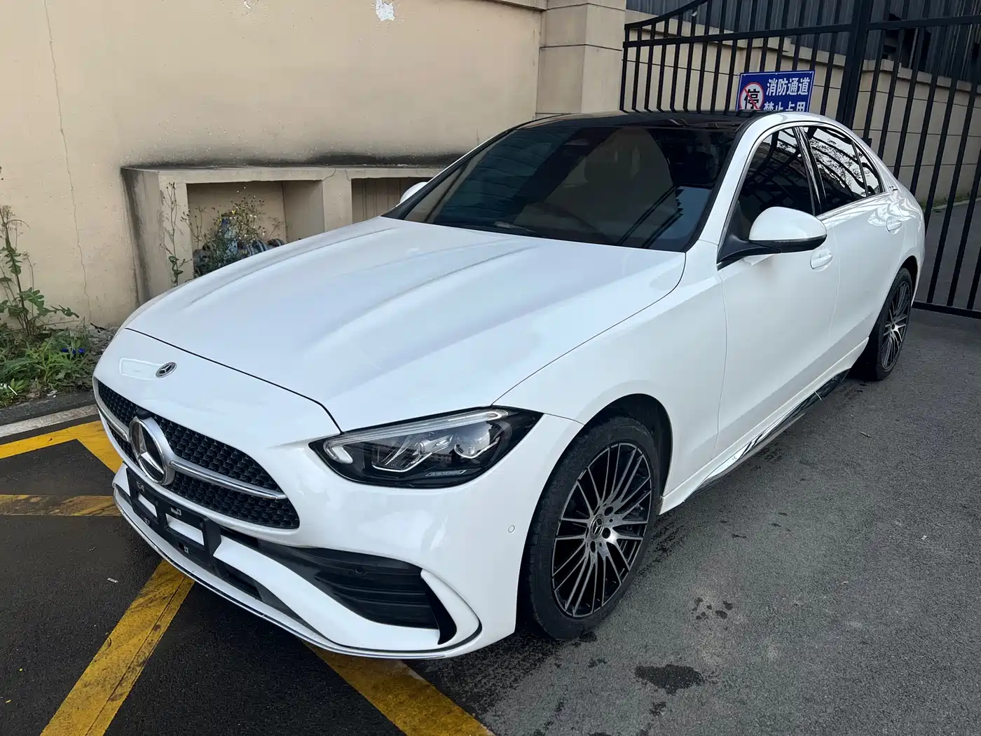 MERCEDES-BENZ C CLASS