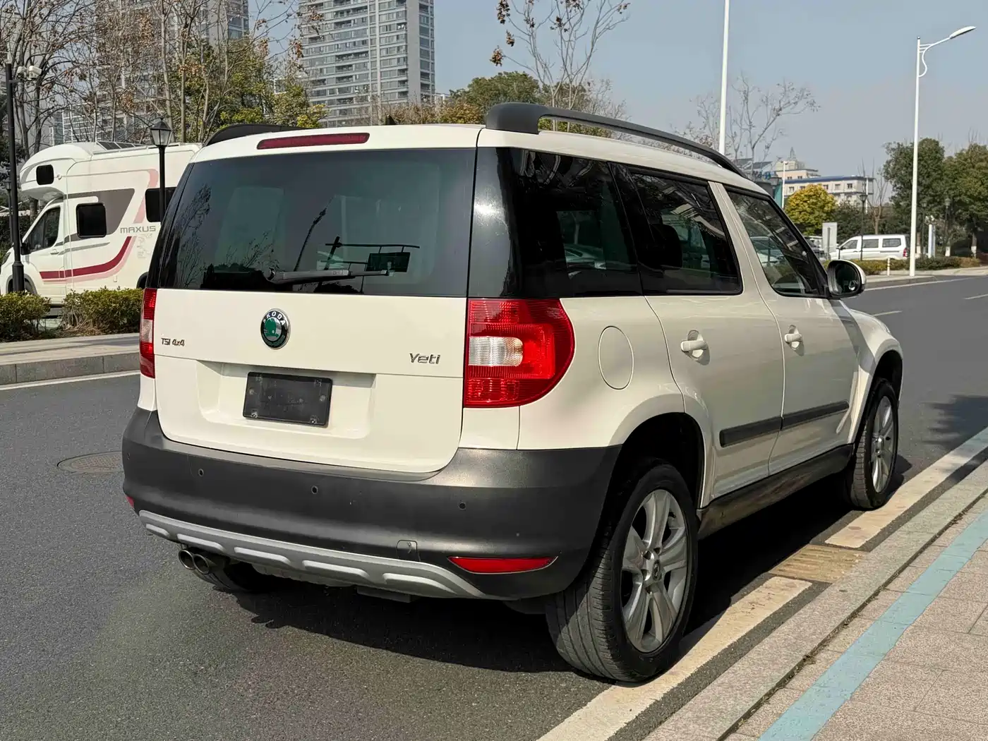 Škoda Yeti (Import) 2013 1.8T DSG Premium Edition фото 5