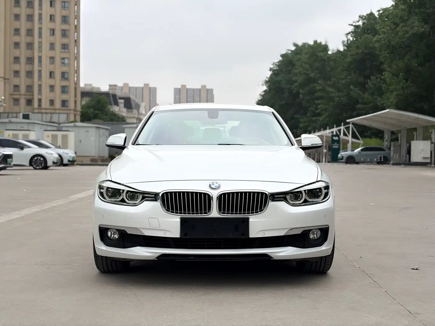 BMW 3 Series 2018 320Li Fashion Style фото 2