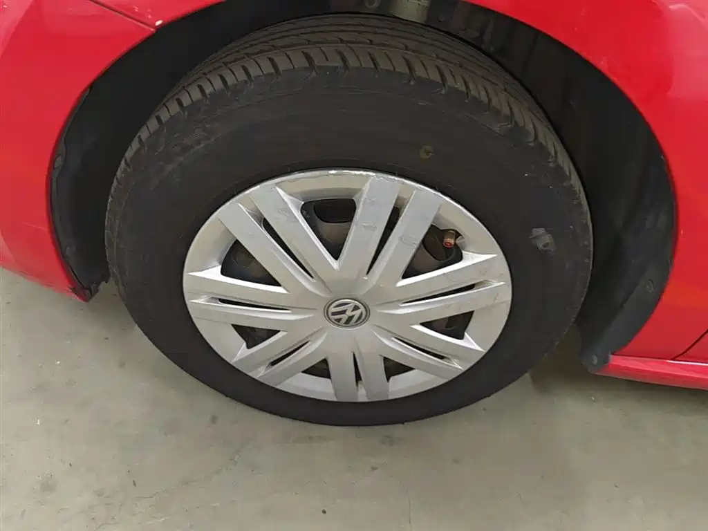 Volkswagen Polo 2016 1.4L Automatic Trend фото 23