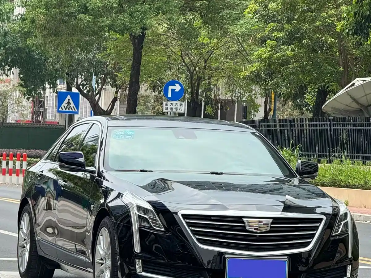 Cadillac CT6 2016 40T Leading фото 3