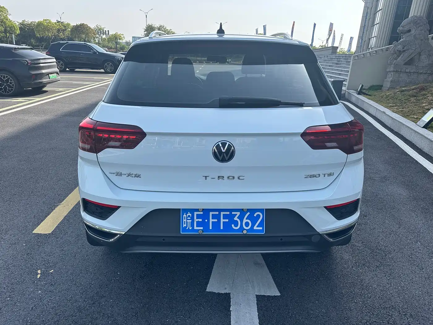 VOLKSWAGEN T-ROC EXPLORING SONGS