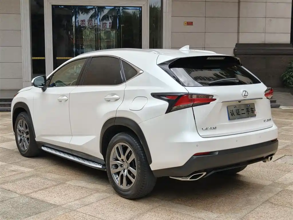Lexus NX 2015 200t AWD F Sport фото 19