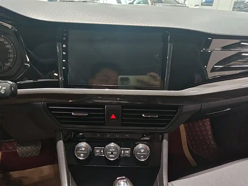 Volkswagen Bora 2019 280TSI DSG Elite Type фото 13