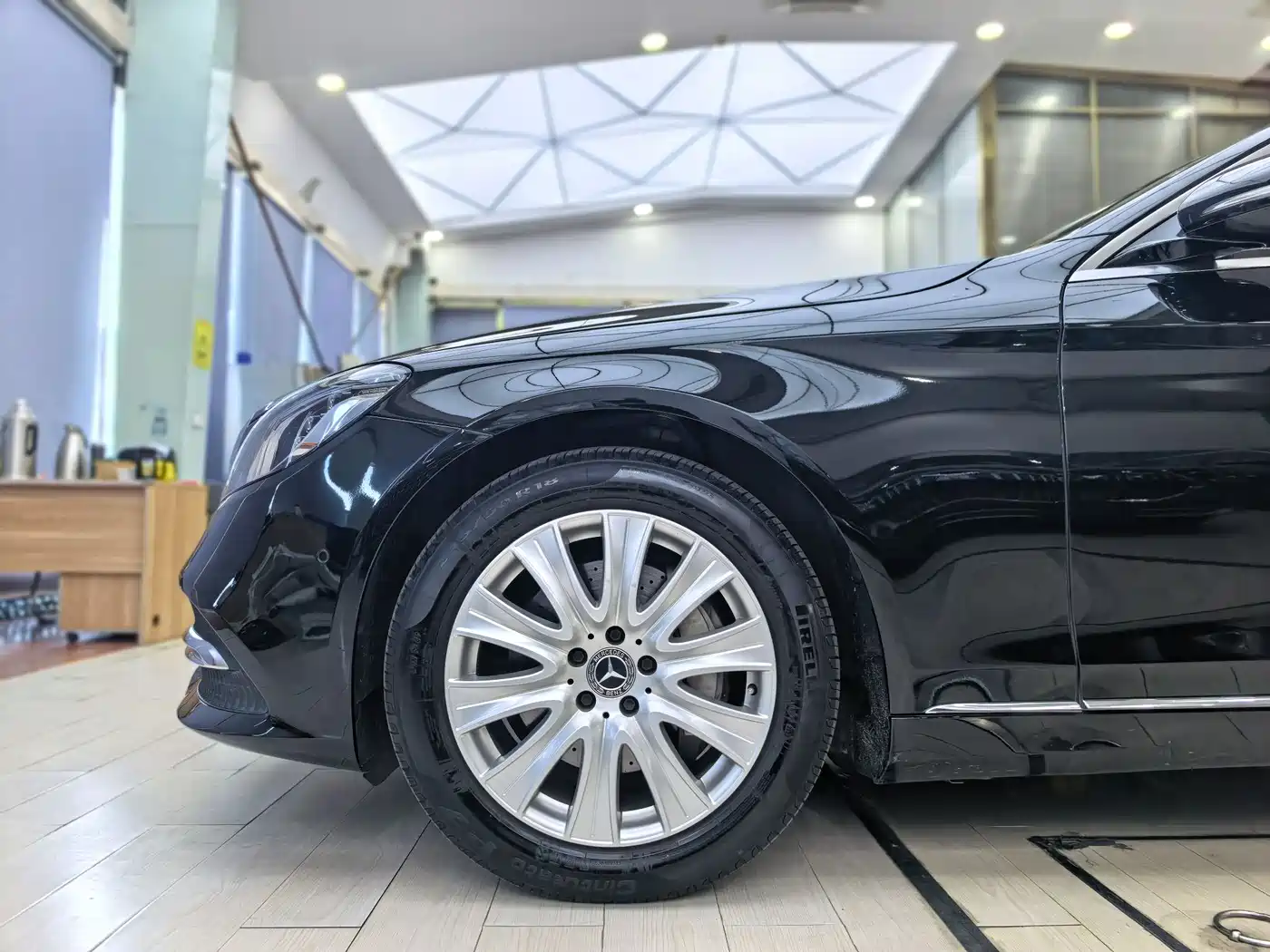 Mercedes-Benz S-Class 2018 S 320 L фото 14