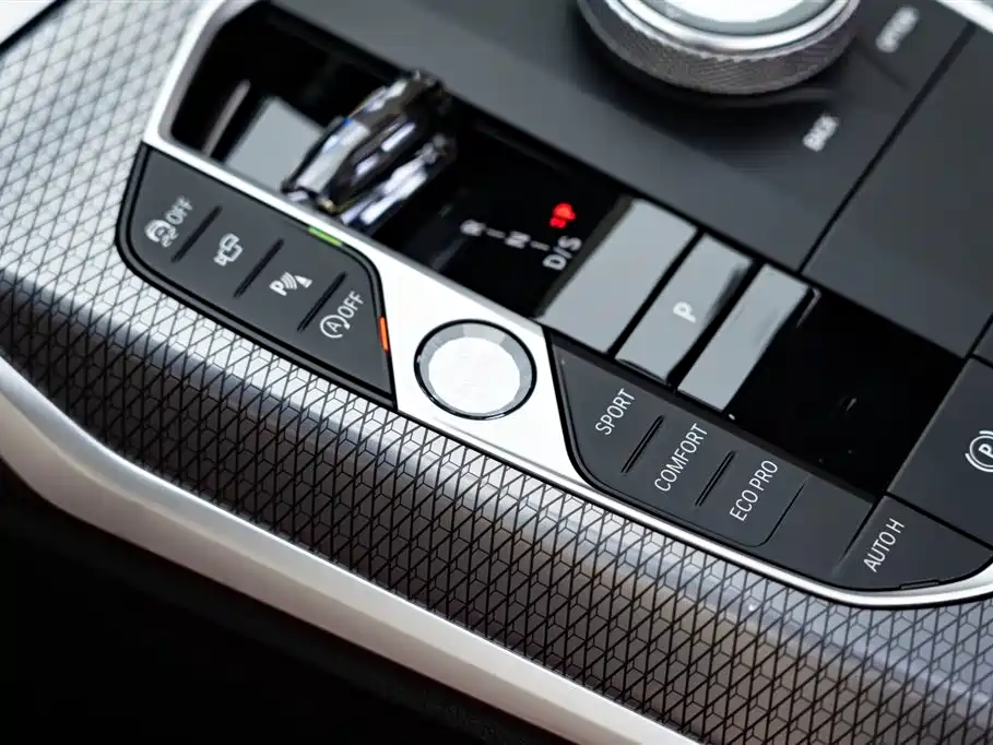 BMW 4 Series 2024 430i M Sport Shadow Edition фото 22