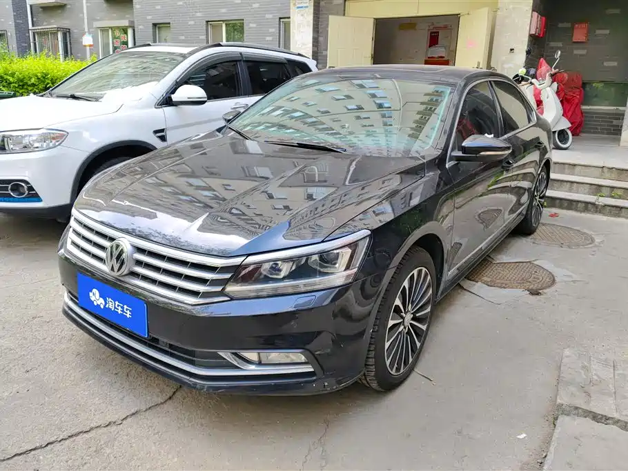 Volkswagen Passat 2016 330TSI DSG Executive Edition