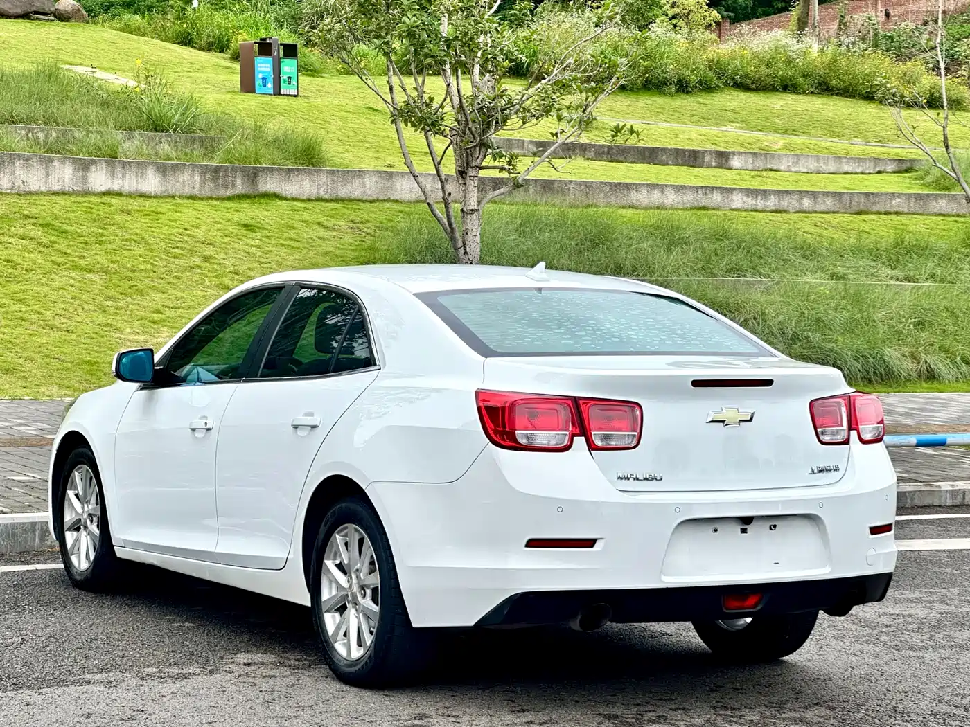 Chevrolet Malibu 2014 2.0L Automatic Luxury фото 6