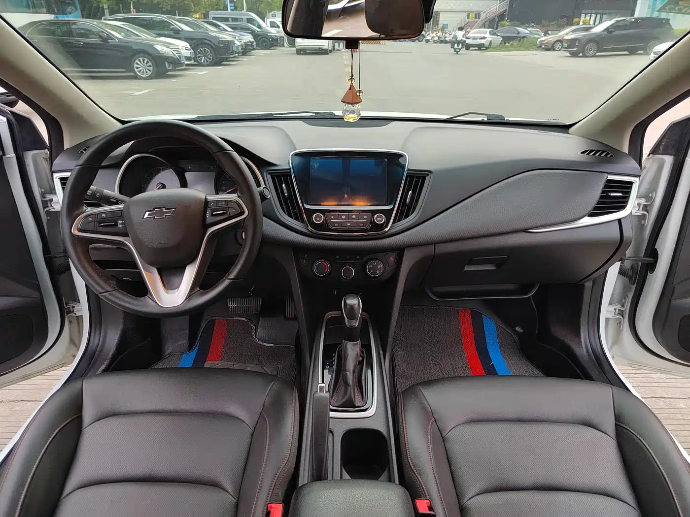 Chevrolet Monza 2020 Mild Hybrid Redline 320T Dual-Clutch Refreshing Edition фото 4