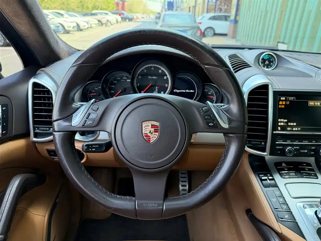 Porsche Cayenne 2011 Cayenne Turbo 4.8T фото 5