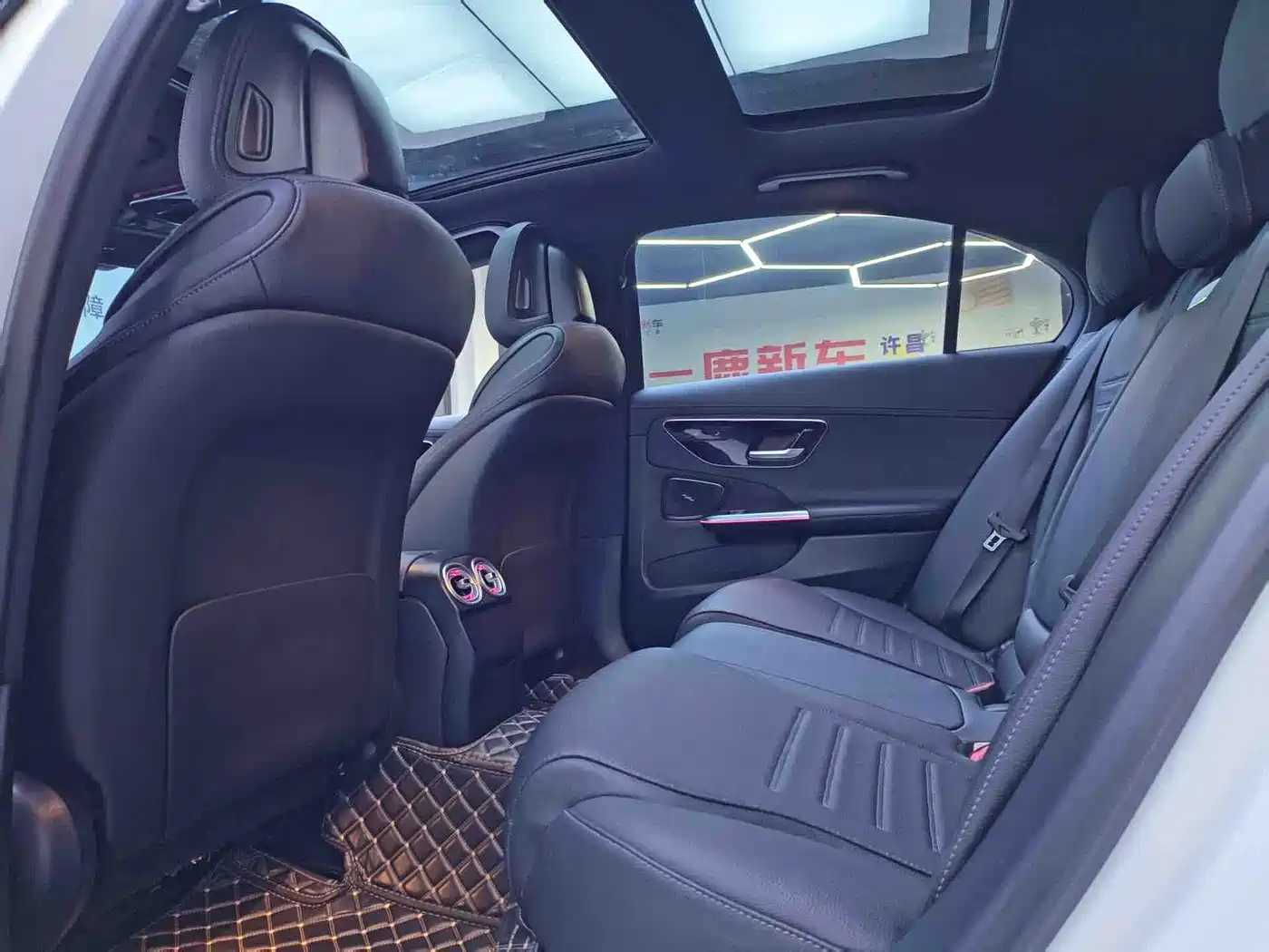 Mercedes-Benz C-Class 2022 C 260 L Sport Edition фото 10
