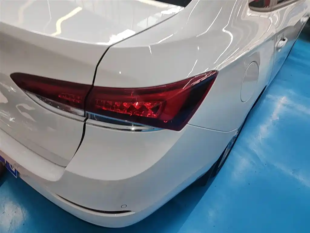 Buick Excelle 2021 Facelift Exemplar 1.5L Auto Elite фото 8