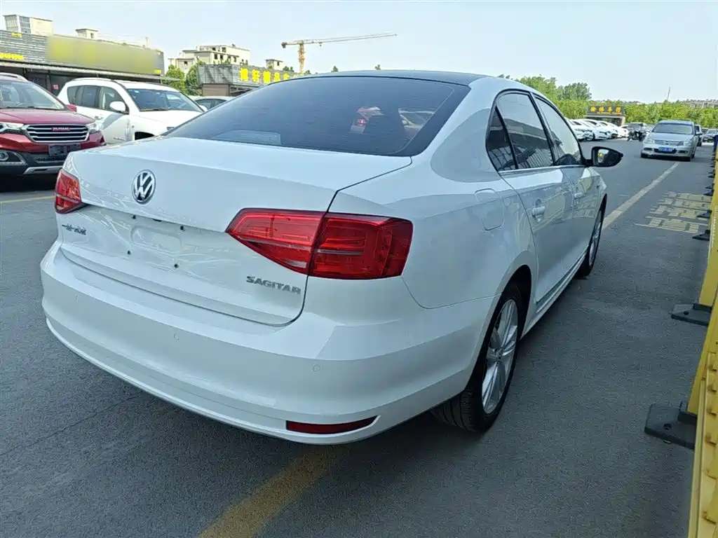 Volkswagen Sagitar 2018 280TSI DSG Luxury фото 7