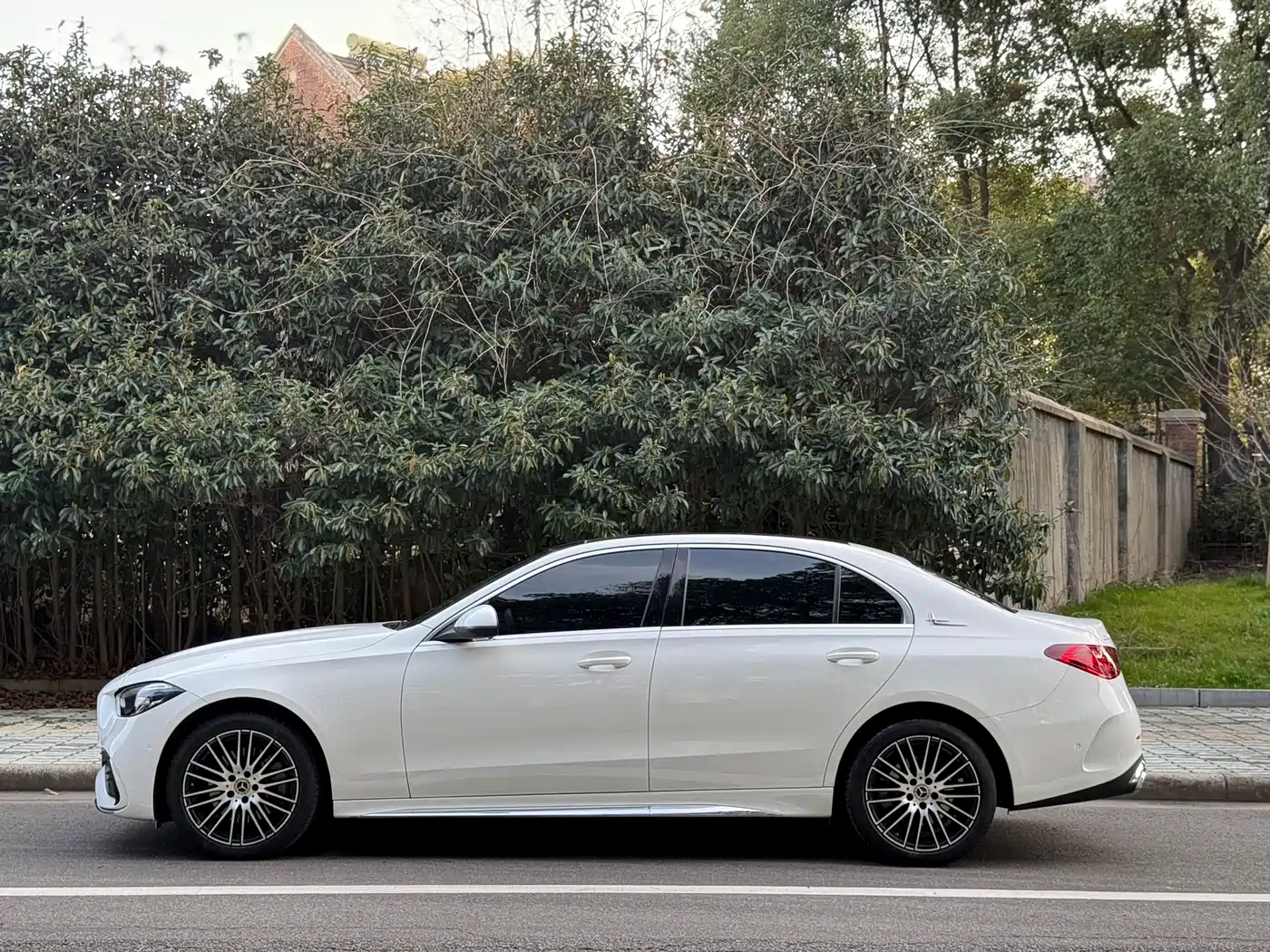 Mercedes-Benz C-Class 2023 C 260 L Sport фото 4