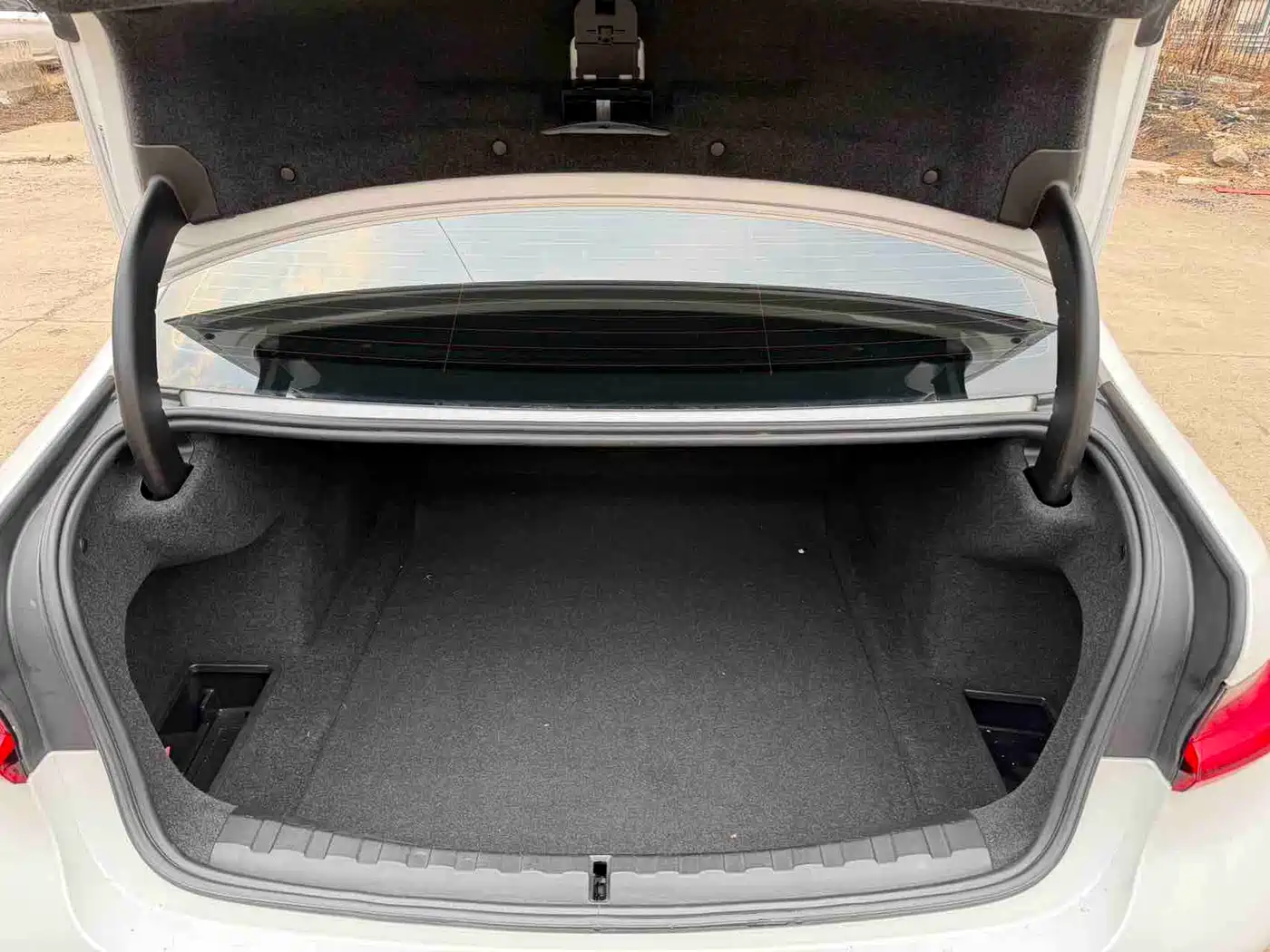 BMW 3 Series 2023 320Li M Sport Package фото 11