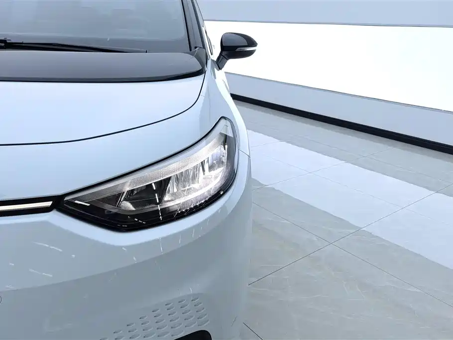 Volkswagen ID.3 2023 Upgraded Pure Intelligence Edition фото 5