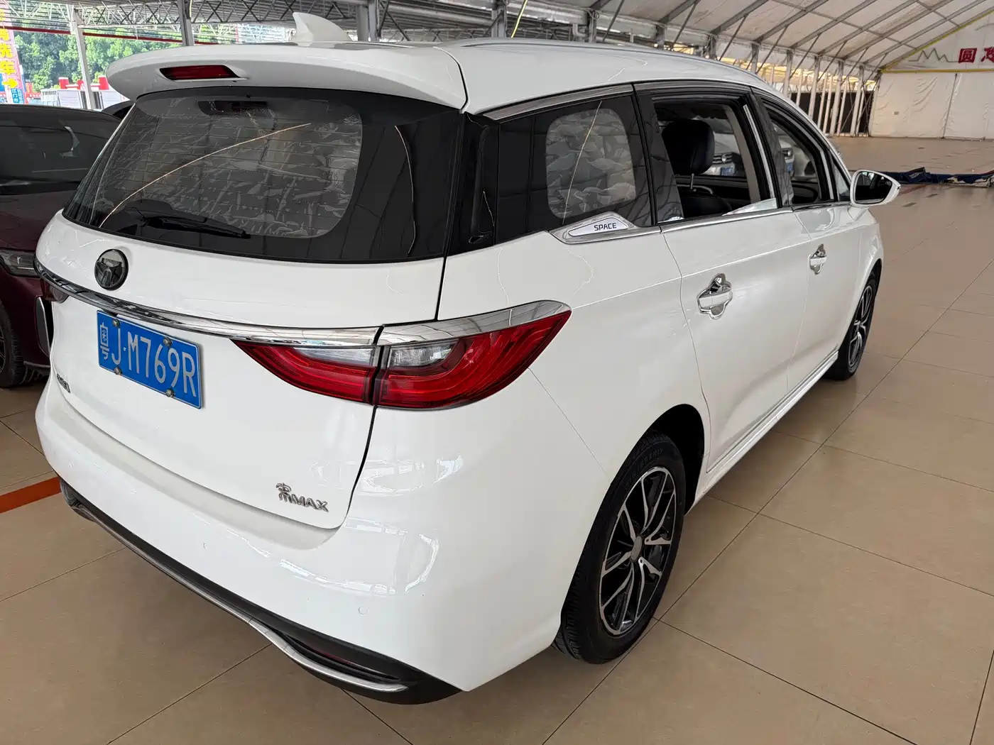 BYD Song MAX 2018 2018 1.5T Auto Smart Connected Premium 7-Seater