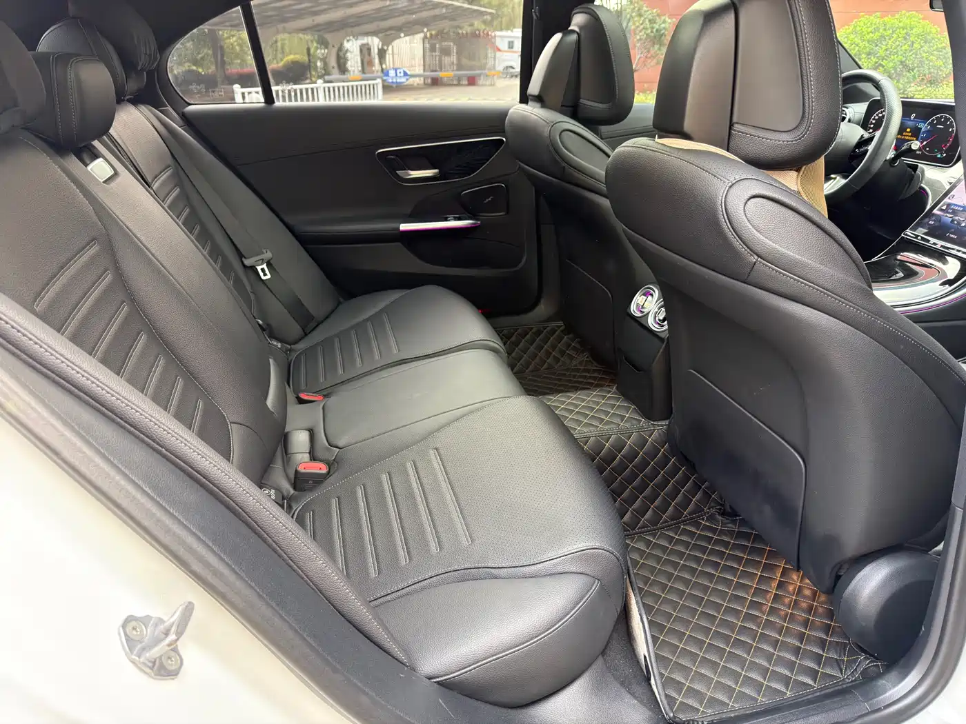 Mercedes-Benz C-Class 2022 C 200 L Sport Version фото 15