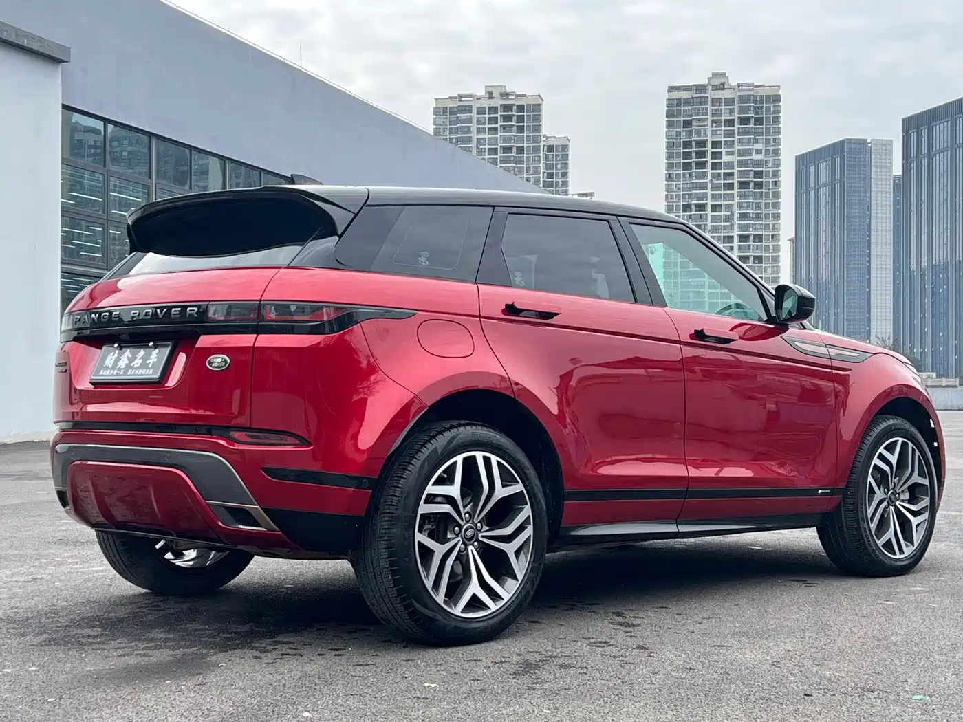 Land Rover Range Rover Evoque 2020 249PS R-DYNAMIC S Sport Edition фото 10
