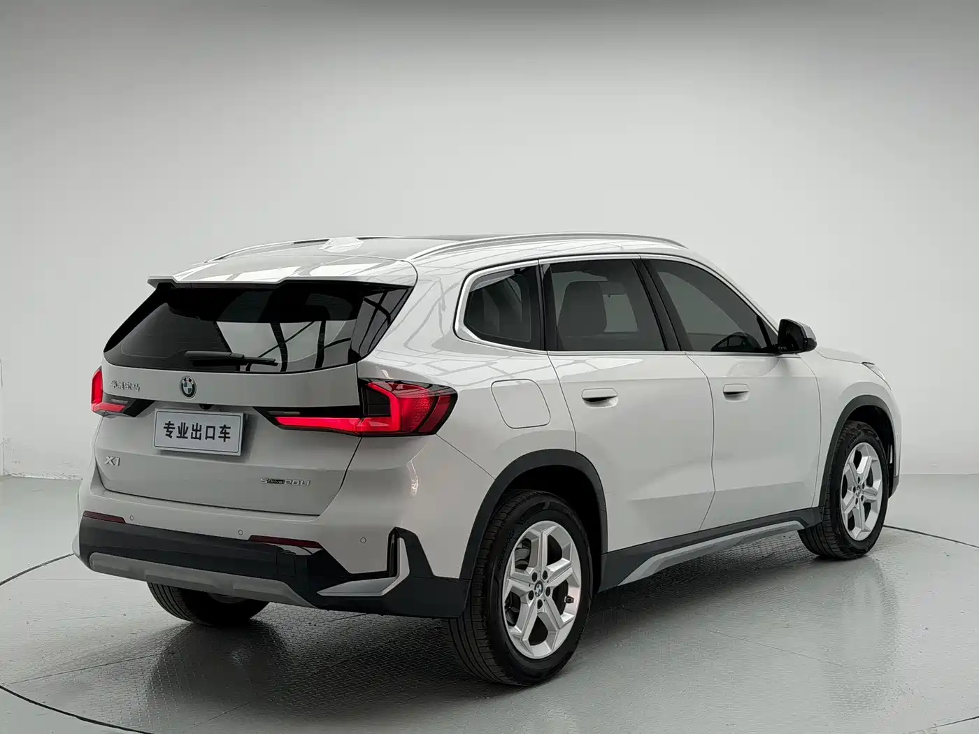 BMW X1 2023 sDrive20Li X Design Package фото 7