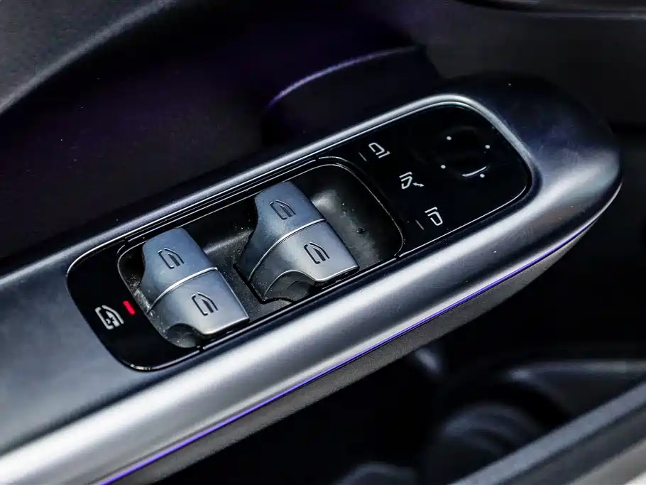 Mercedes-Benz C-Class 2024 Facelift III C 260 L Sport фото 11