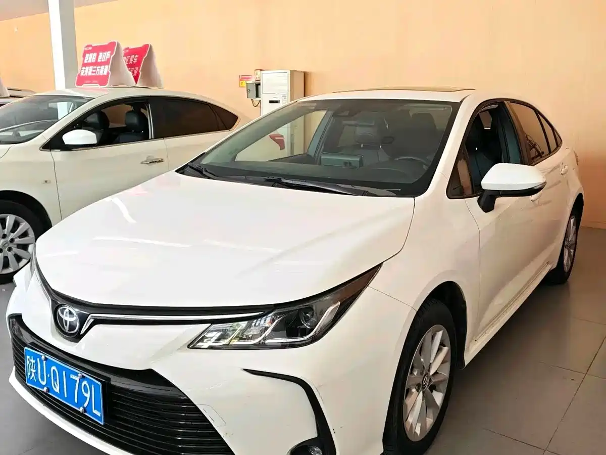 Toyota Corolla 2023 1.2T Elite Edition фото 2