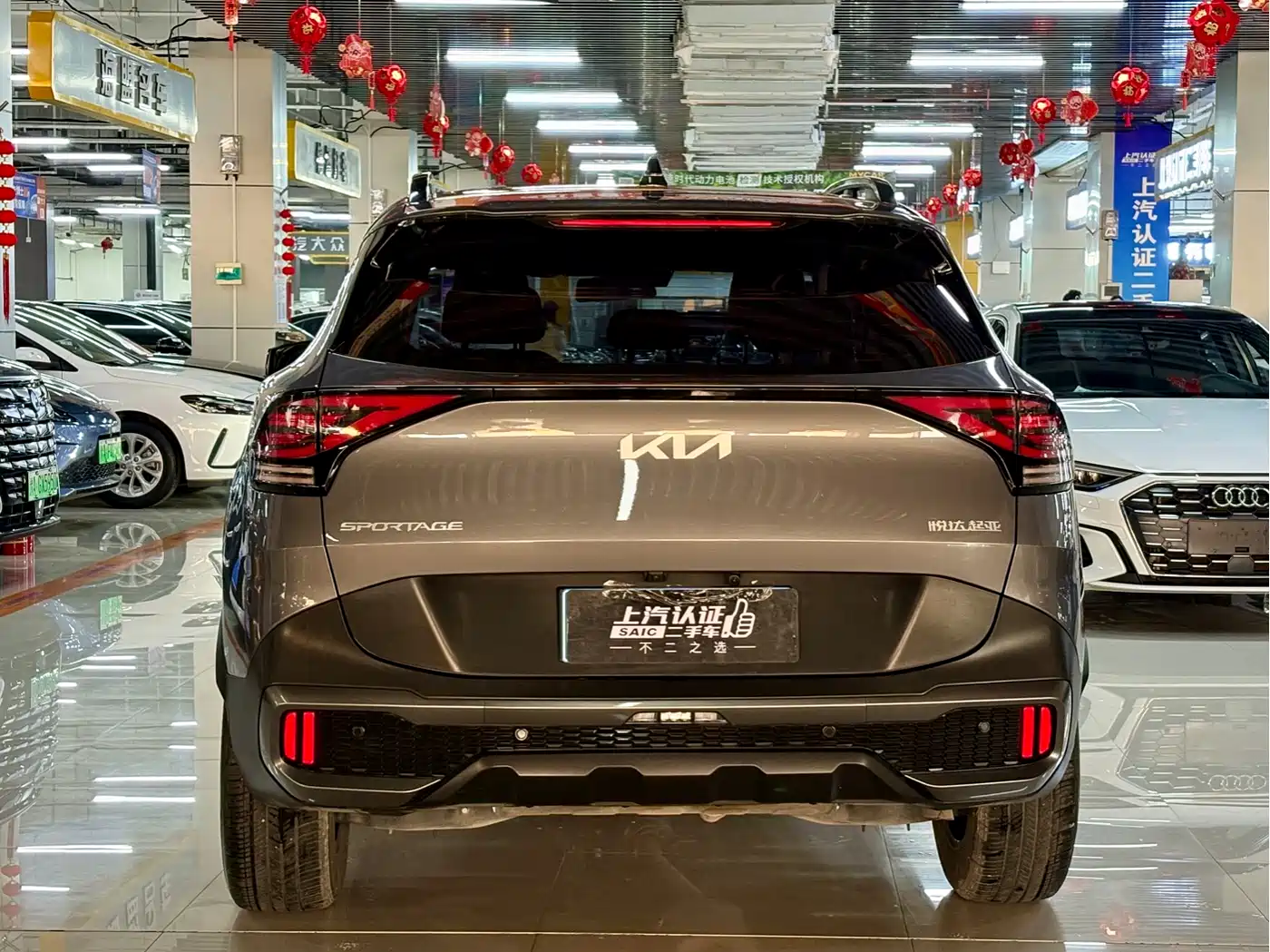 Kia Sportage 2023 1.5T 2WD Premium Edition фото 3