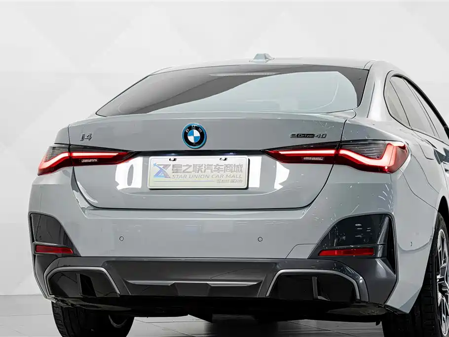 BMW i4 2023 2022 eDrive40