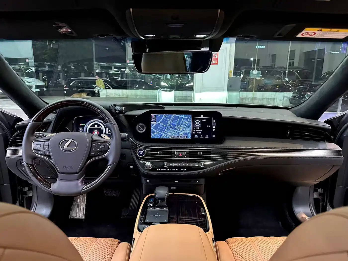 Lexus LS 2021 500h Luxury Edition фото 8