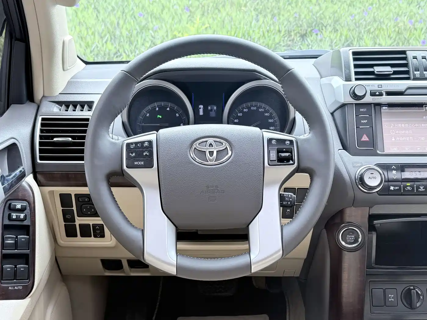 Toyota Prado 2014 4.0L Automatic TX-L NAVI фото 10
