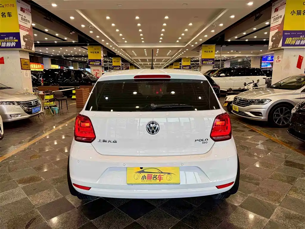 Volkswagen Polo 2018 1.5L Auto Comfort фото 32