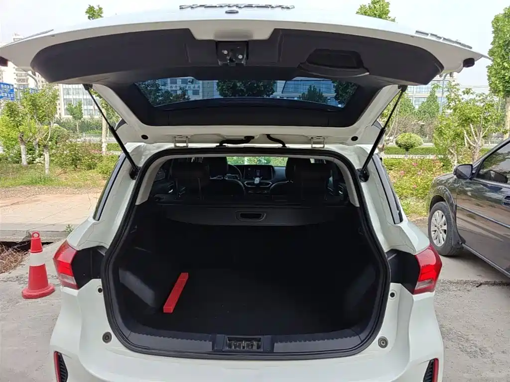 GAC Trumpchi Trumpchi GS4 2019 270T Manual 2WD Elite Edition фото 19