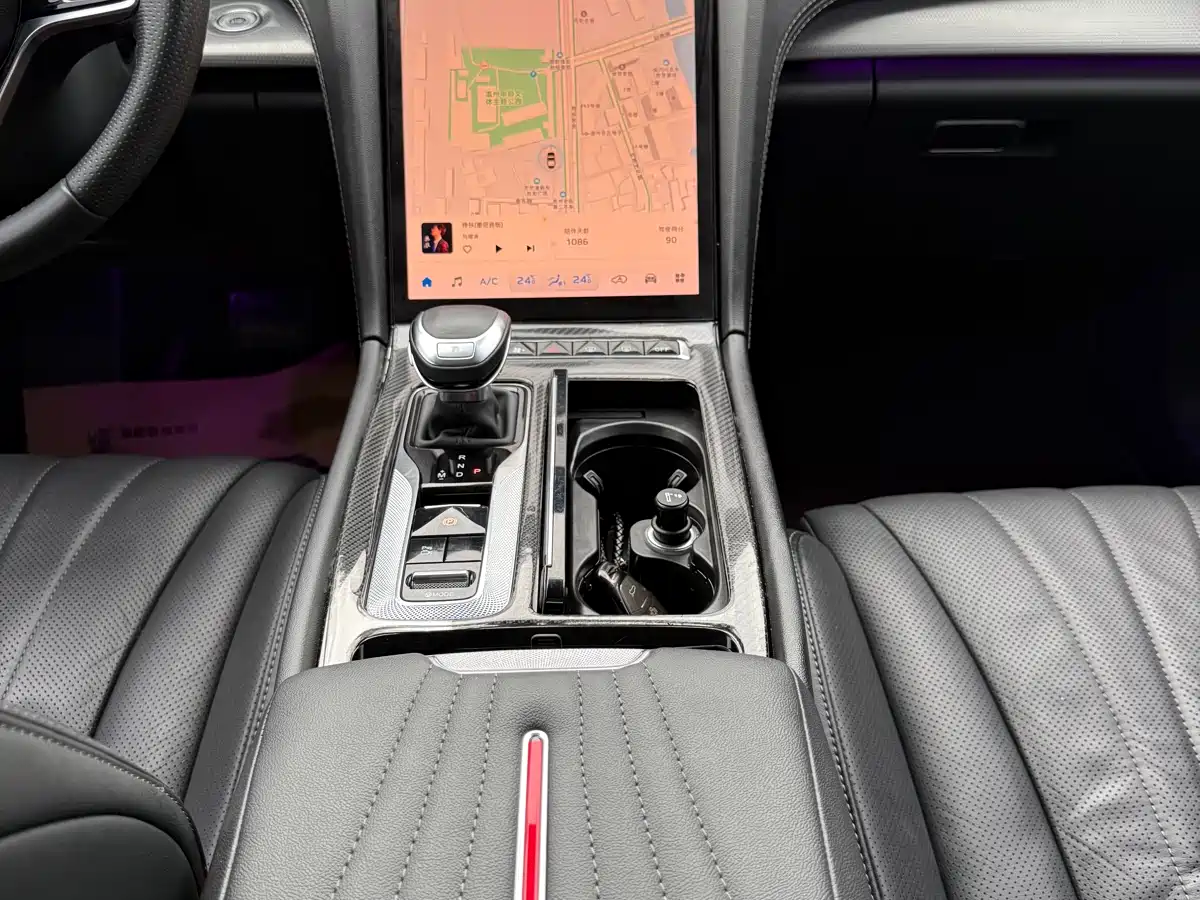 Hongqi H5 2023 2.0T Auto Smart Connect Flag Comfort фото 13